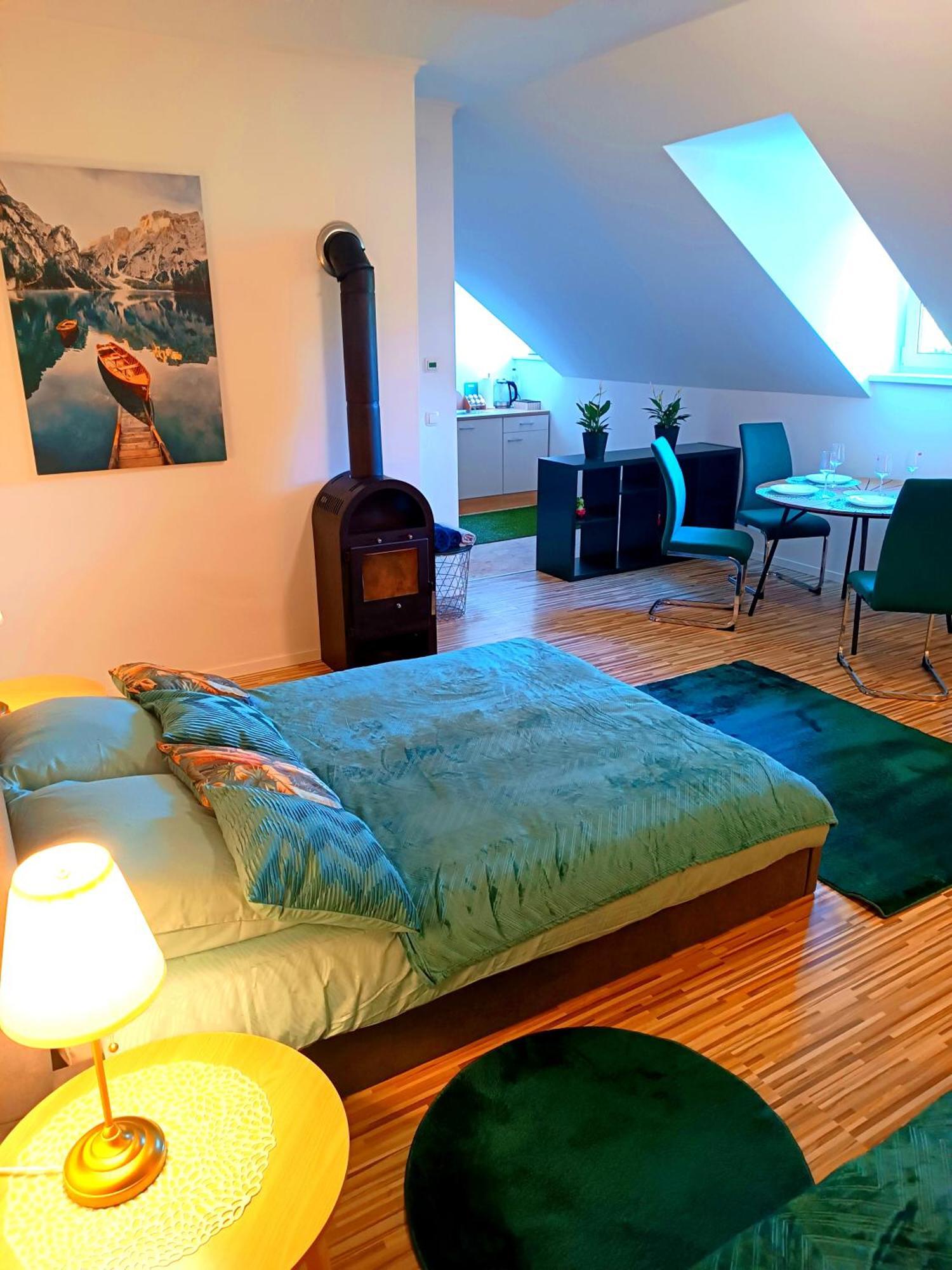 Family Apartments Center Of Muerzzuschlag المظهر الخارجي الصورة